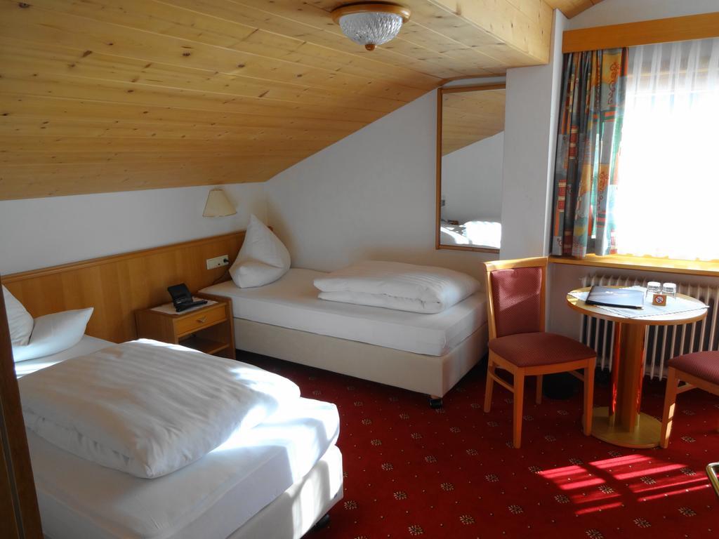 Haus Morgensonne Acomodação com café da manhã Sankt Anton am Arlberg Exterior foto
