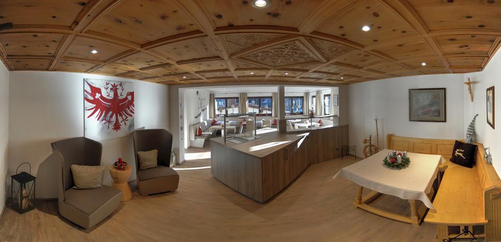 Haus Morgensonne Acomodação com café da manhã Sankt Anton am Arlberg Exterior foto