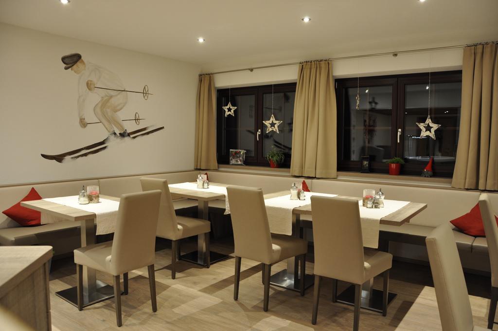 Haus Morgensonne Acomodação com café da manhã Sankt Anton am Arlberg Exterior foto